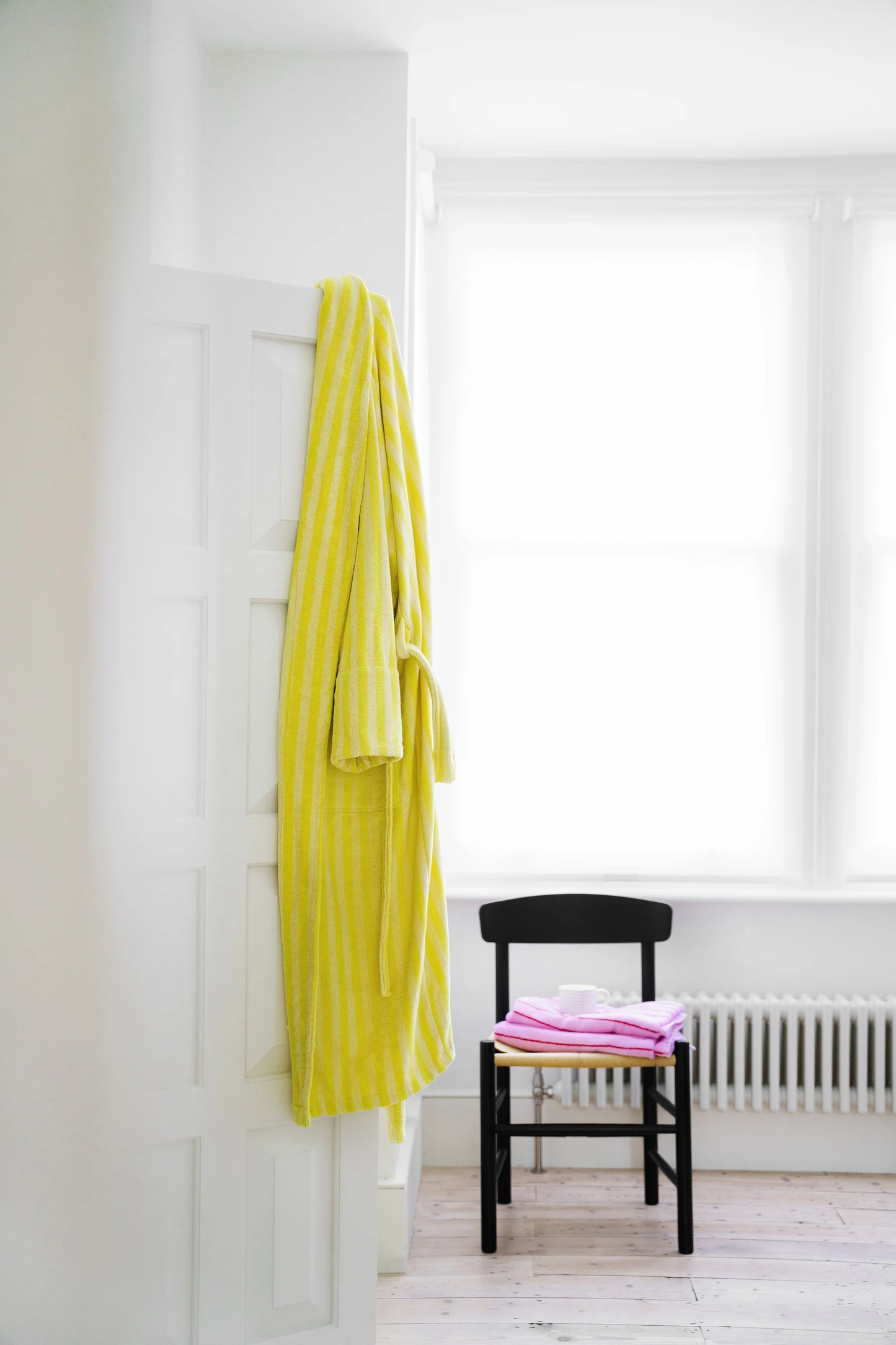 Naram Bathrobe - Pristine & Neon yellow