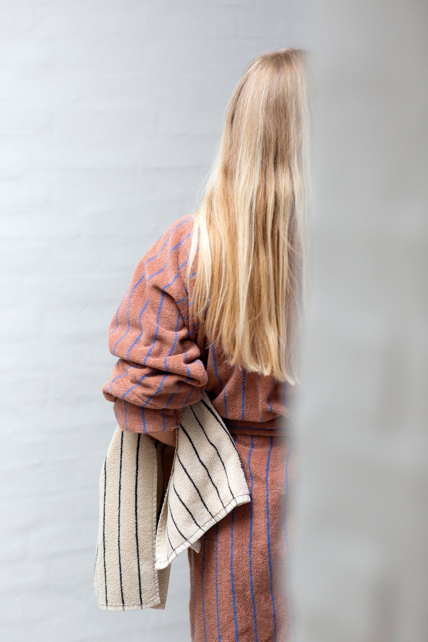 Naram Bathrobe - Camel & Ultramarine blue
