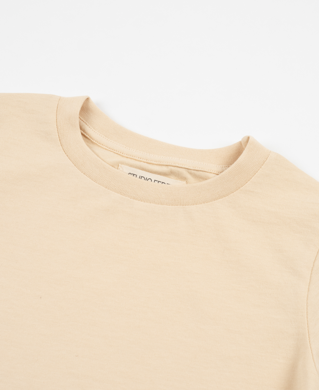 T-SHIRT - ALMOND MILK