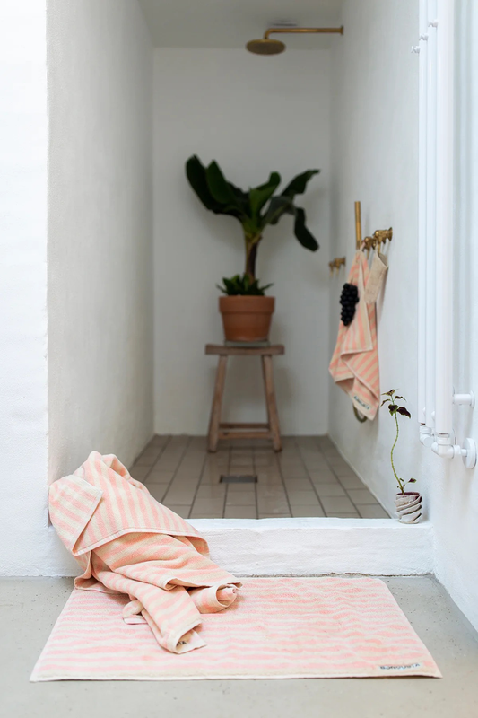 Naram Towel (Tropical & Creme)