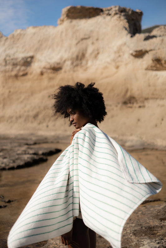 Naram Towels (pure white & grass)